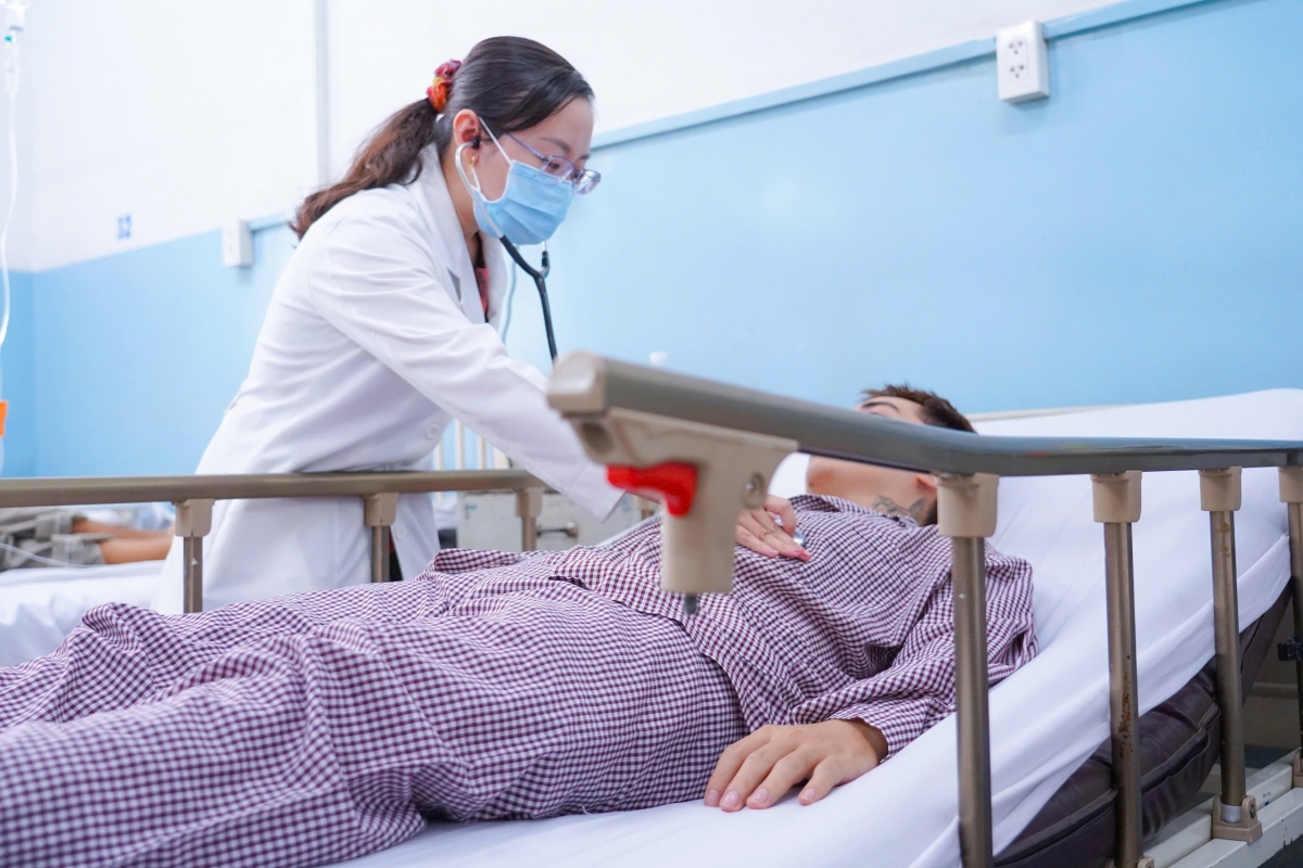 Vụ nhập viện sau ăn bánh mì Cóc ở TP.HCM: 316 người ngộ độc